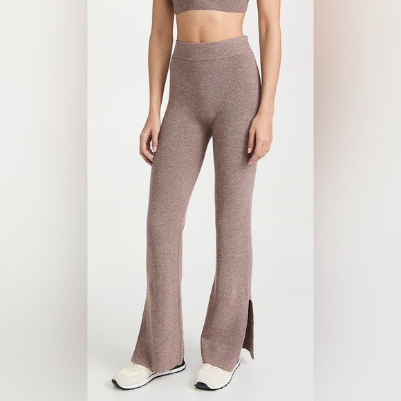 Bandier Le Ore Lodi sweater and pant set - Picture 3 of 11